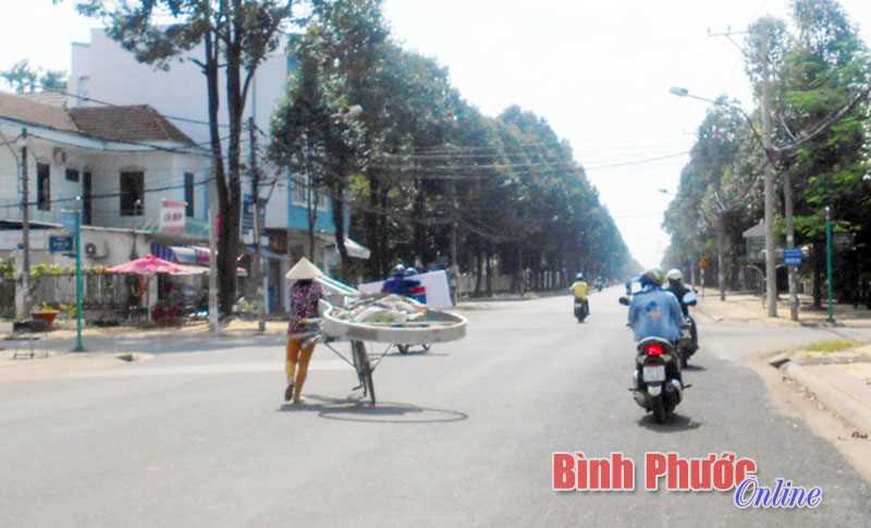 Đi lại như chỗ không người Đi lại như chỗ không người