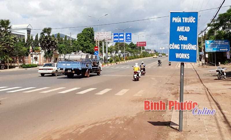 Biển cảnh báo “vô duyên”