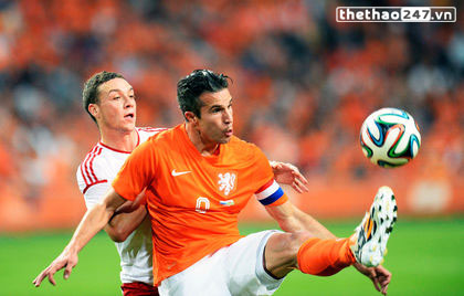 persie-halan-chanthuong.jpg