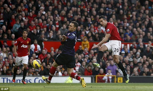 persie2.jpg