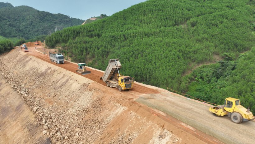 Phát triển bền vững từ 3 đột phá chiến lược Phát triển bền vững từ 3 đột phá chiến lược