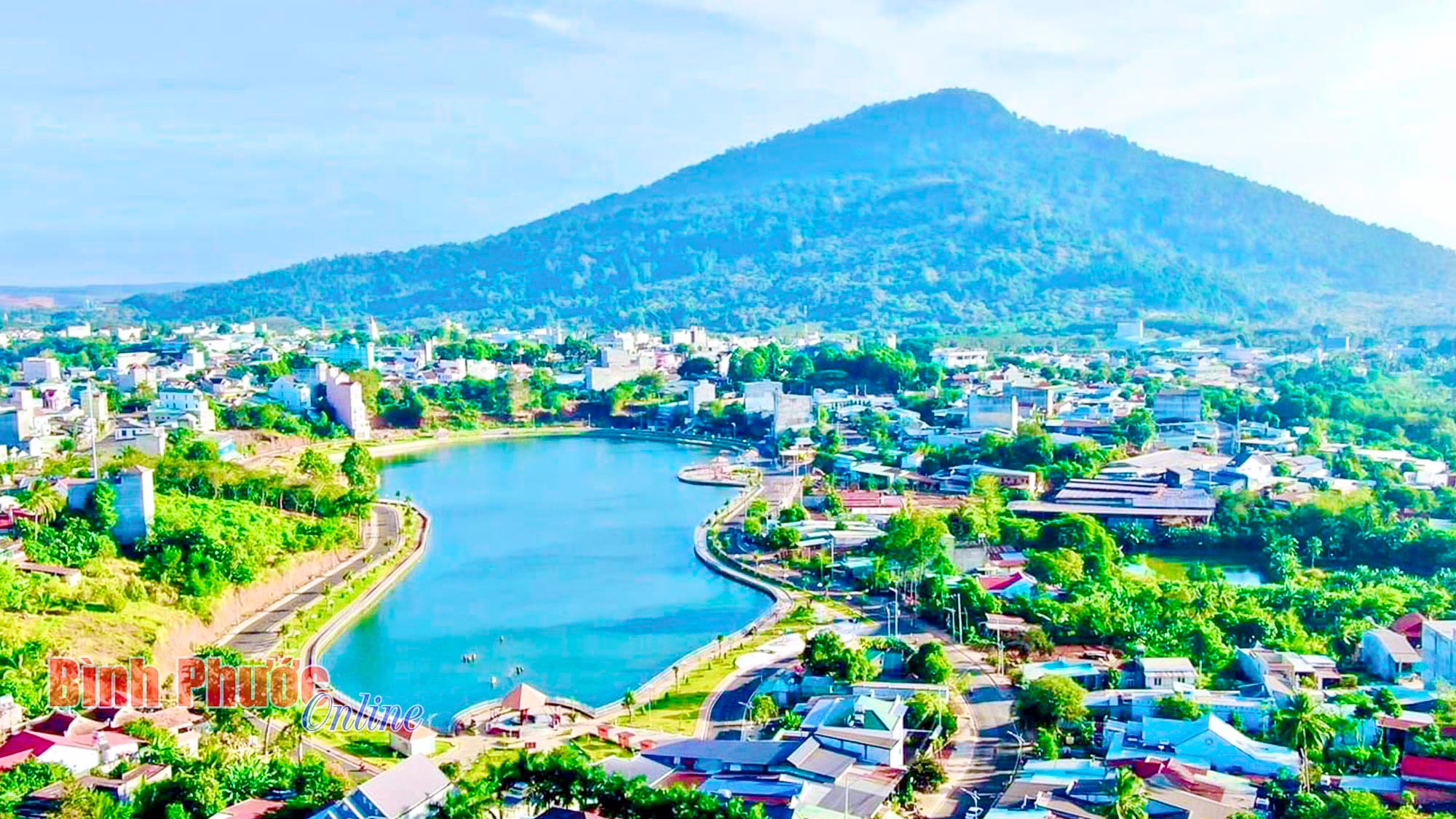 Phát triển du lịch hiệu quả, bền vững