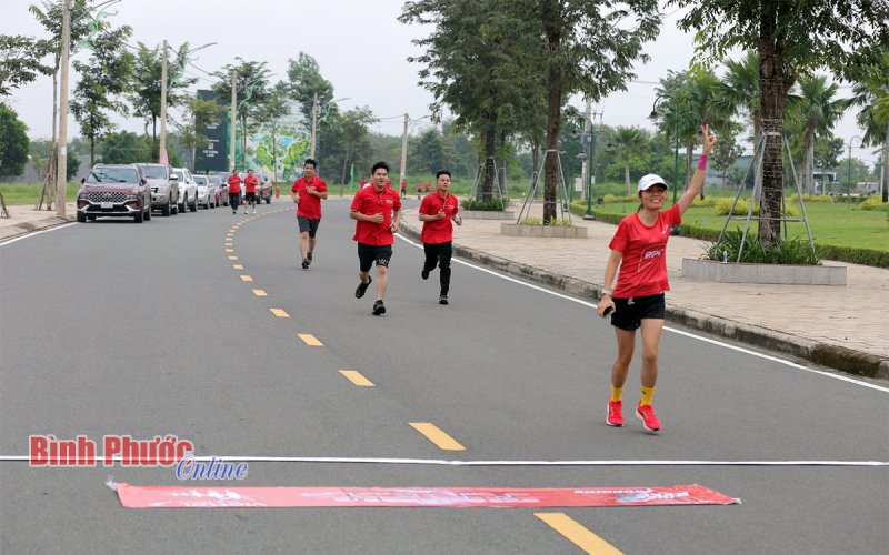 Phát triển marathon trong cộng đồng