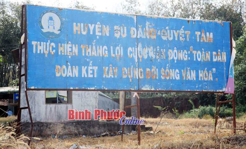 Pa-nô hết… “tuổi” Pa-nô hết… “tuổi”
