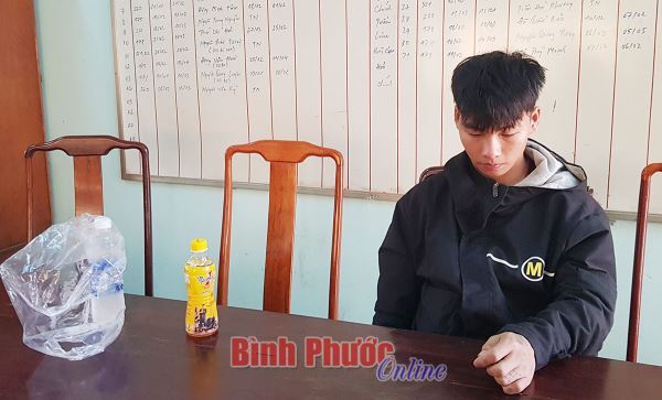 Khởi tố đối tượng giết người chỉ vì mâu thuẫn đèn pha Khởi tố đối tượng giết người chỉ vì mâu thuẫn đèn pha