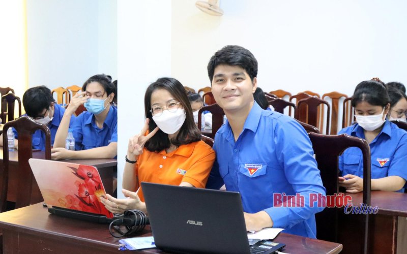 Phóng viên của thanh niên