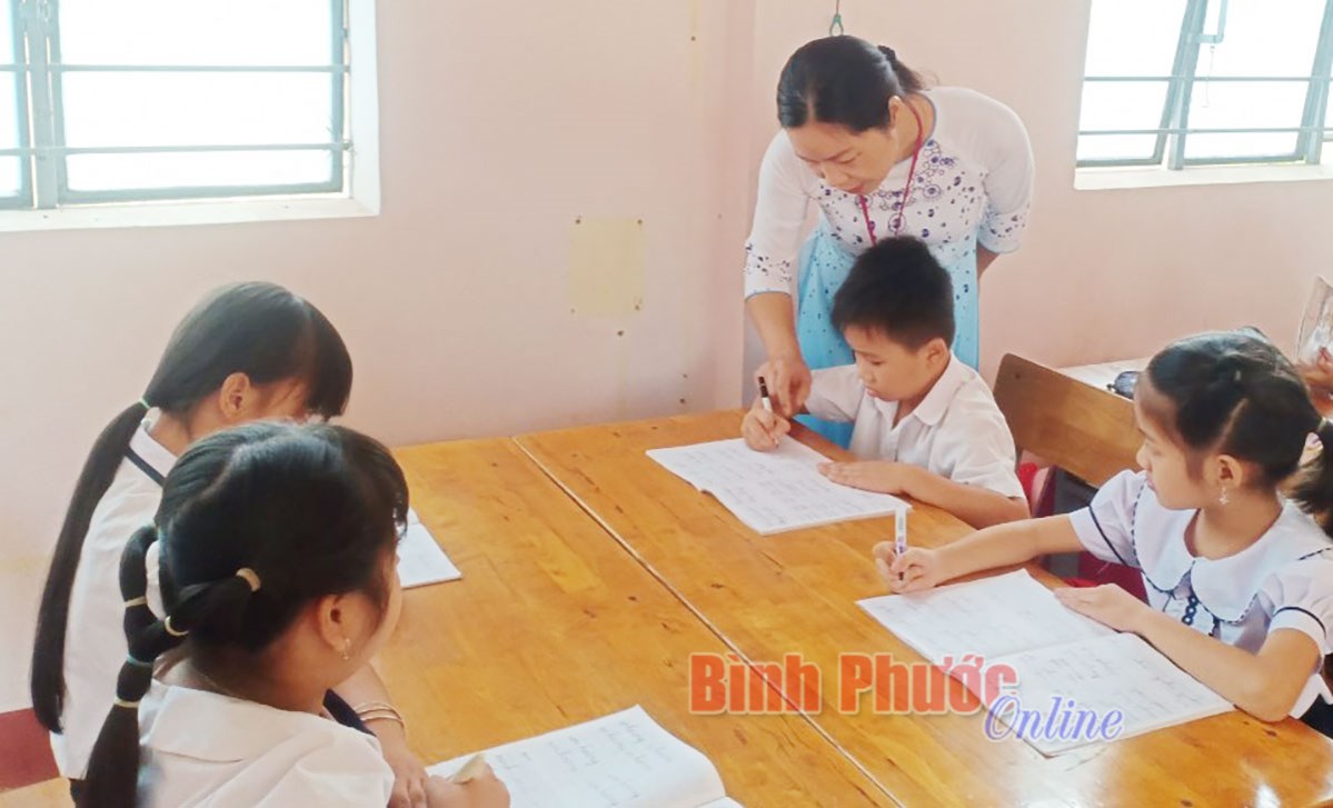 Điểm sáng phong trào viết chữ đẹp ở Đồng Phú Điểm sáng phong trào viết chữ đẹp ở Đồng Phú