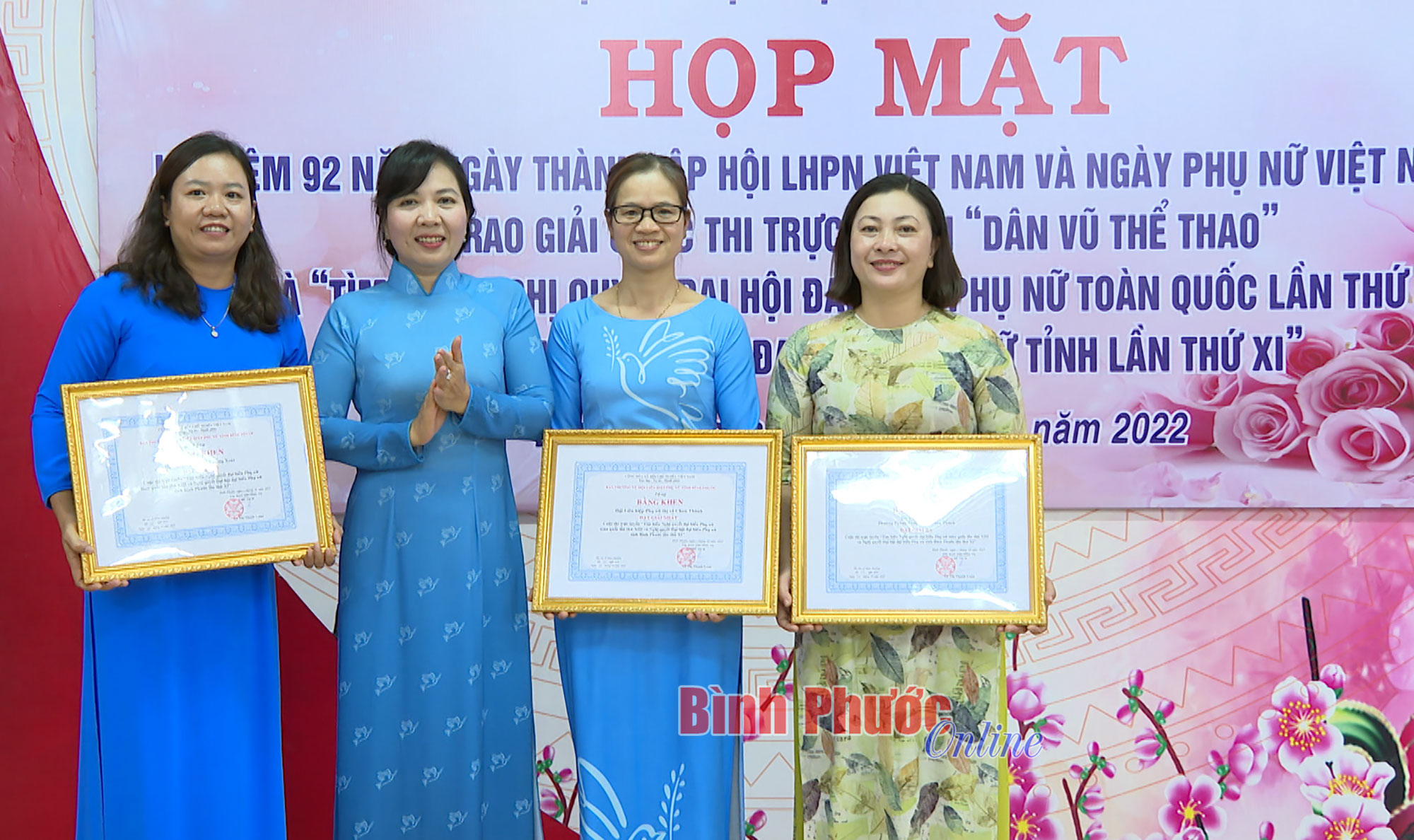 phu_nu_5_20193118102022.jpg