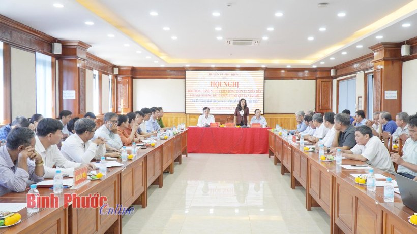 Phú Riềng: Đối thoại, lắng nghe ý kiến nhân dân Phú Riềng: Đối thoại, lắng nghe ý kiến nhân dân