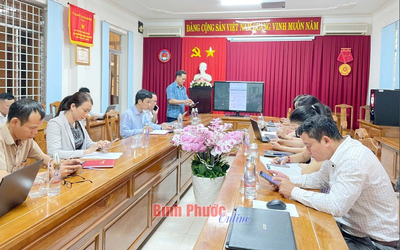 “Phủ xanh” thông tin tích cực