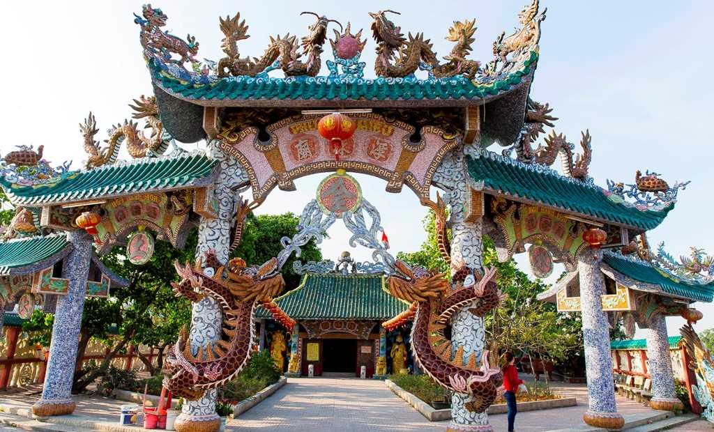 Ngôi miếu hơn ba thế kỷ phải đi bằng đò mới đến ở TP.HCM Ngôi miếu hơn ba thế kỷ phải đi bằng đò mới đến ở TP.HCM