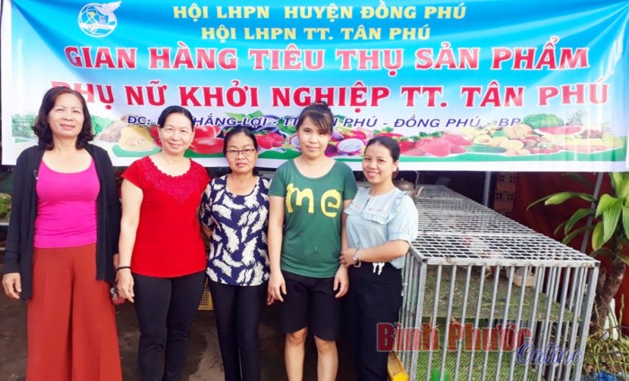 Khai trương gian hàng phụ nữ khởi nghiệp Khai trương gian hàng phụ nữ khởi nghiệp