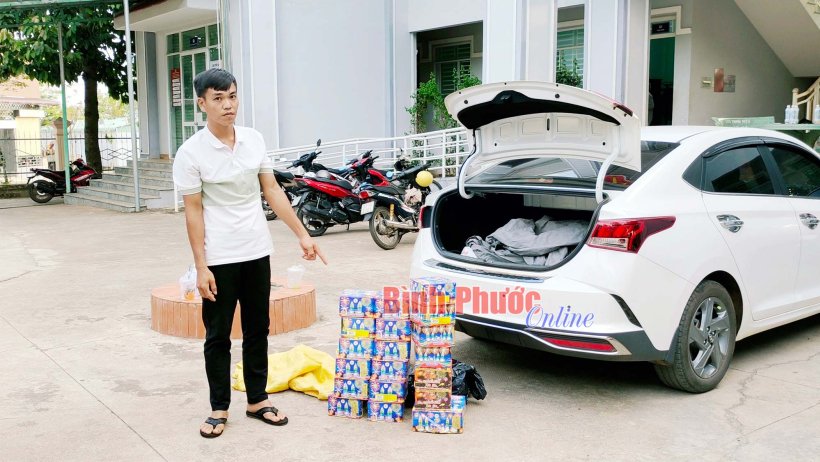 Phước Long: Bắt đối tượng vận chuyển pháo lậu Phước Long: Bắt đối tượng vận chuyển pháo lậu