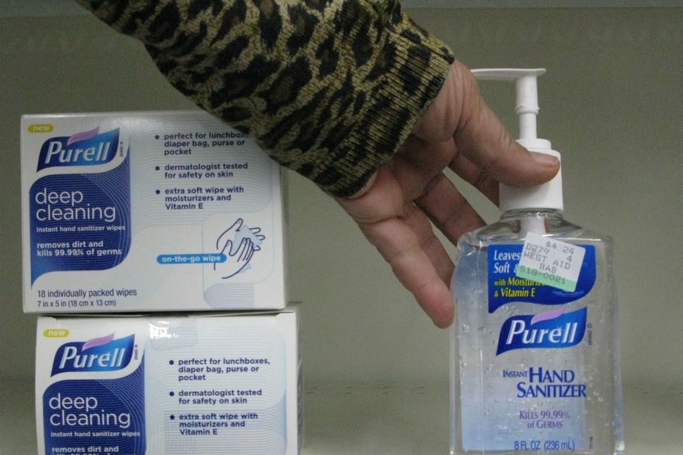 purell2-682006082020062016.jpg