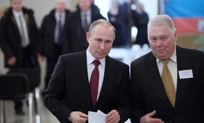 Kết thúc bỏ phiếu bầu cử Tổng thống Nga, ông Putin đang chiếm ưu thế Kết thúc bỏ phiếu bầu cử Tổng thống Nga, ông Putin đang chiếm ưu thế