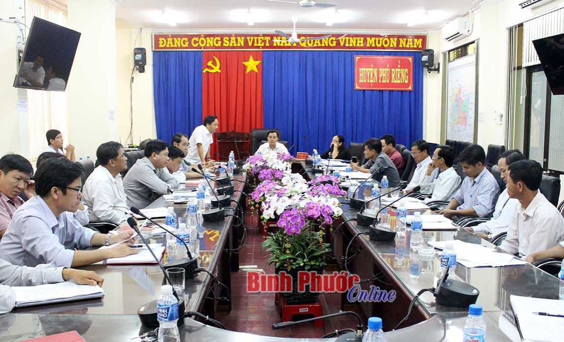 Phú Riềng đạt bình quân 15,9 tiêu chí nông thôn mới Phú Riềng đạt bình quân 15,9 tiêu chí nông thôn mới