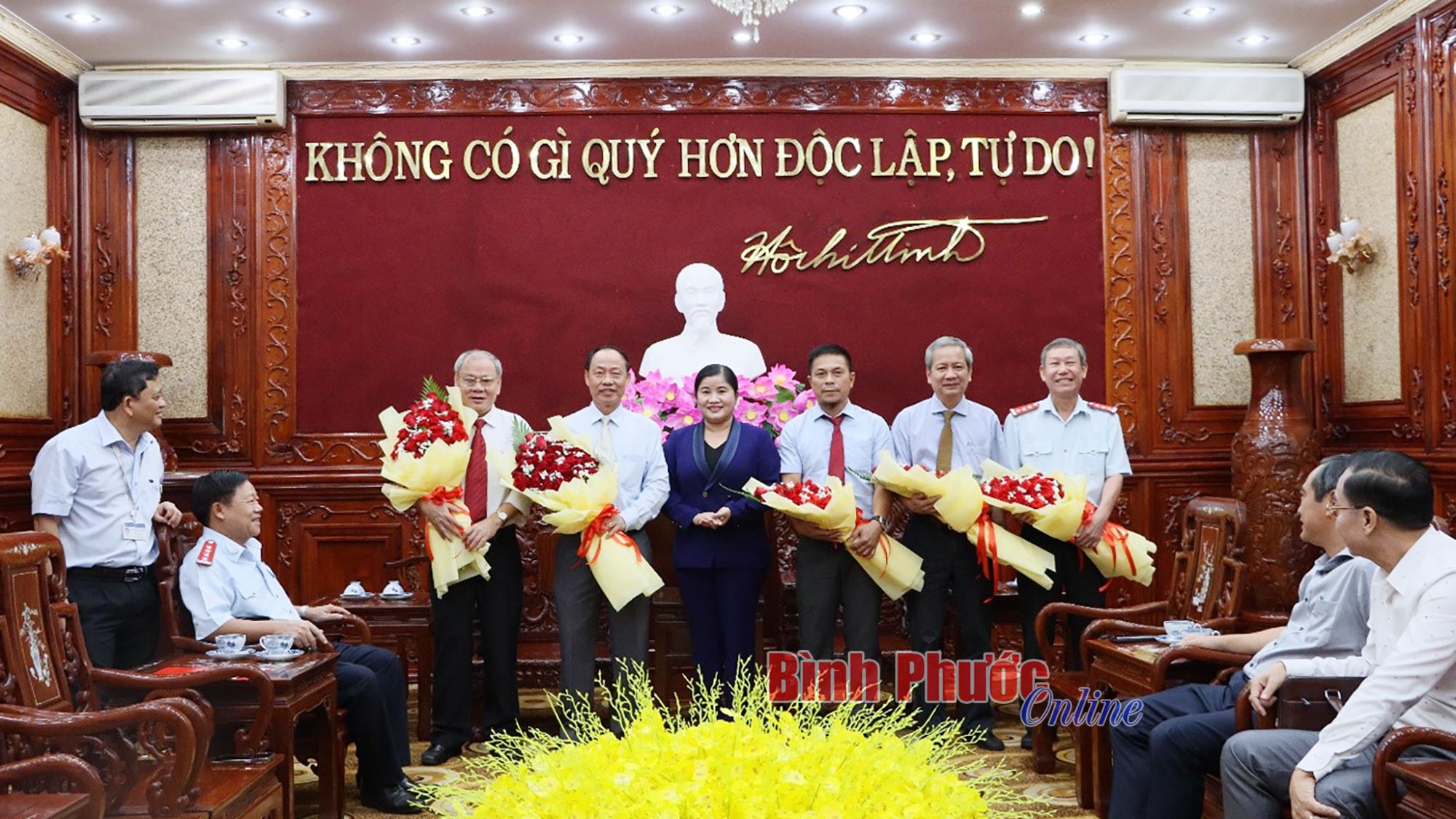 qd2_11004827122023.jpg
