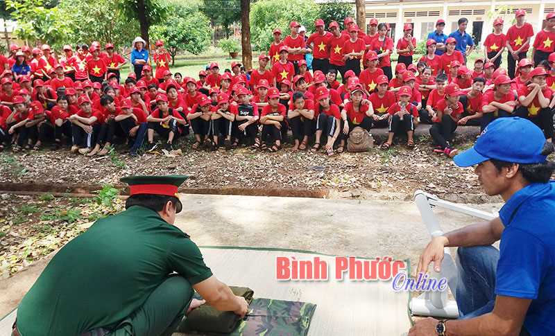 “Ngày quân đội của trường em” “Ngày quân đội của trường em”