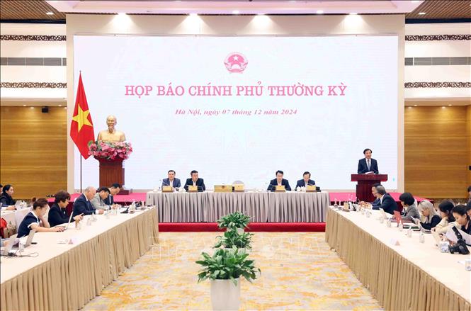 quang-canh.jpg