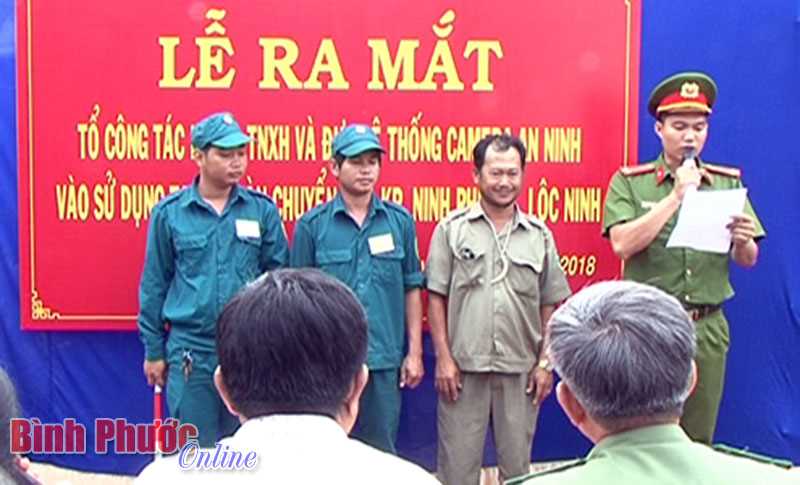 Ra mắt Tổ phòng, chống tội phạm, tệ nạn xã hội Ra mắt Tổ phòng, chống tội phạm, tệ nạn xã hội