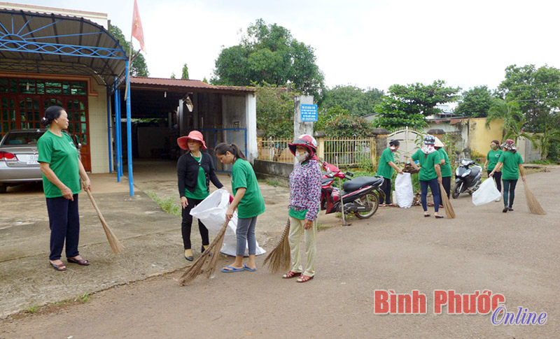 Ra mắt Câu lạc bộ “Phụ nữ Tân Phú bảo vệ môi trường” Ra mắt Câu lạc bộ “Phụ nữ Tân Phú bảo vệ môi trường”