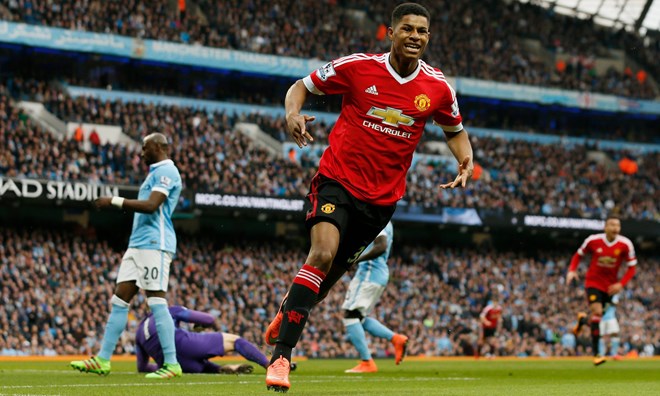 "Phá lưới" Man City, Rashford đi vào lịch sử derby Manchester