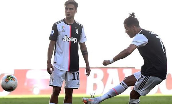 Ronaldo lập công, Juventus bứt tốc trong cuộc đua đến ngôi vương