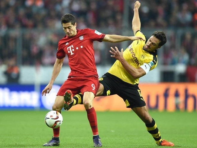robertlewandowskihummels30042016082835.jpg