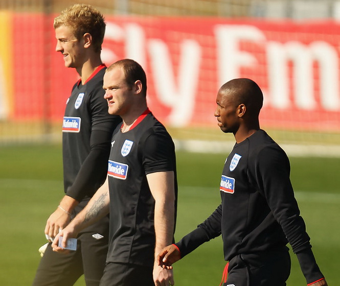 Rooney và Joe Hart vẫn được triệu tập vào tuyển Anh