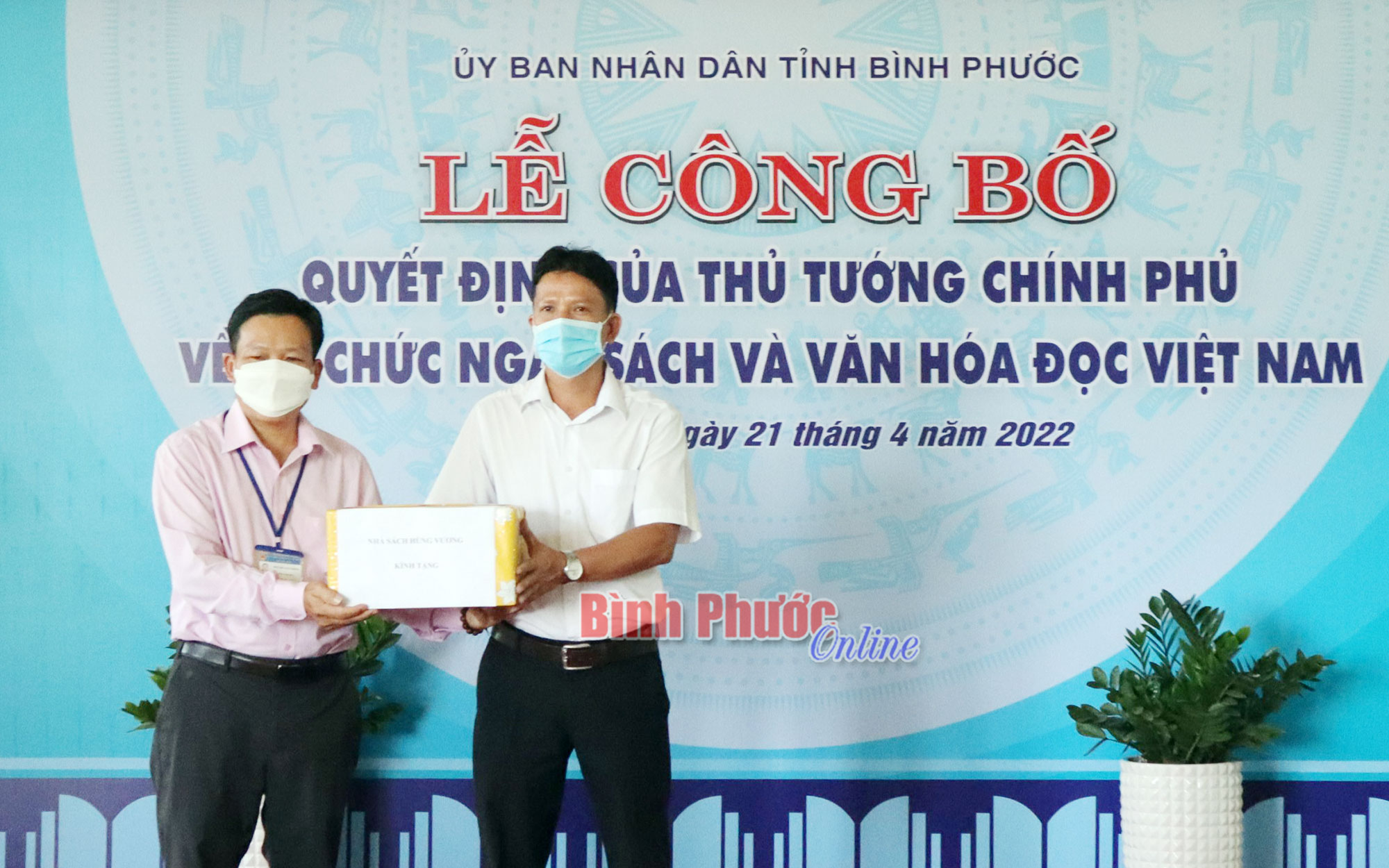 sach4_13134221042022.jpg