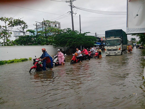 saigonngaplut10.jpg