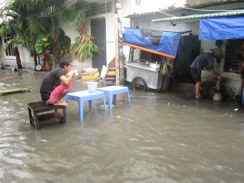 saigonngaplut24.jpg