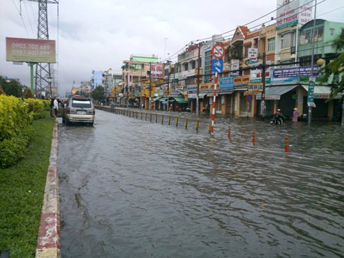 saigonngaplut7.jpg