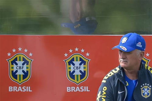 scolari-2447-140391360828062014114808.jpg