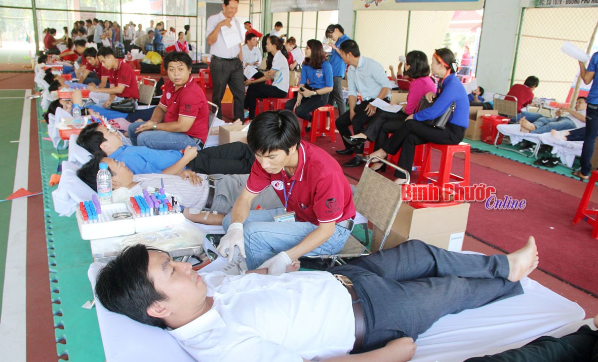 Trên 20,1 tỷ đồng hỗ trợ hội viên chữ thập đỏ, hộ nghèo, dân tộc thiểu số
