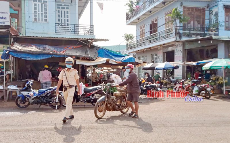 Siết chặt xử lý xe “nhiều không” Siết chặt xử lý xe “nhiều không”