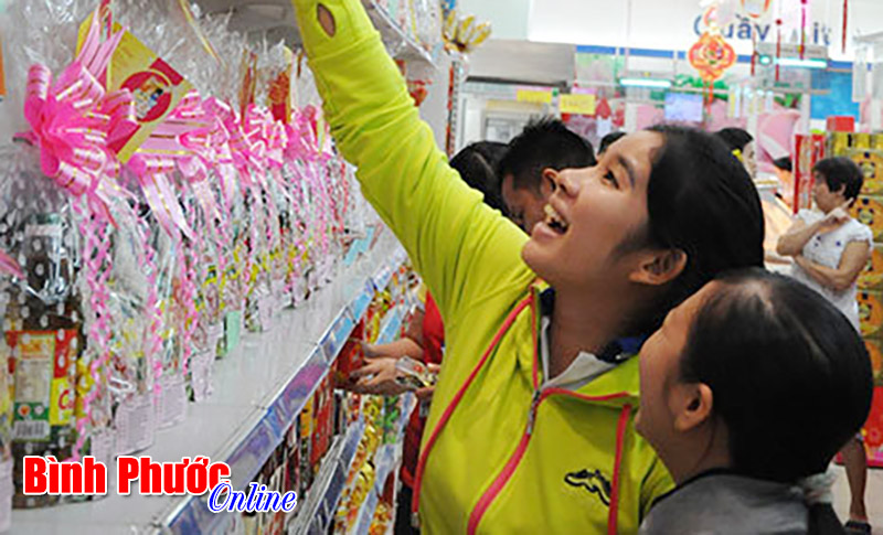 Siêu thị Co.op Mart Đồng Xoài sẵn sàng hàng hóa tết