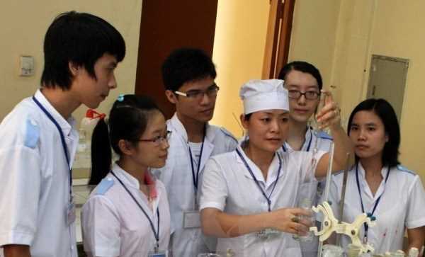 Yêu cầu khắt khe về nhân lực khi mở đào tạo đại học ngành y Yêu cầu khắt khe về nhân lực khi mở đào tạo đại học ngành y