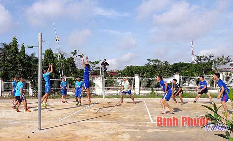 Sôi nổi ngày hội “Tôi yêu Tổ quốc tôi”