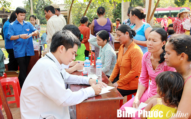 Sôi nổi “Ngày thứ Bảy tình nguyện”