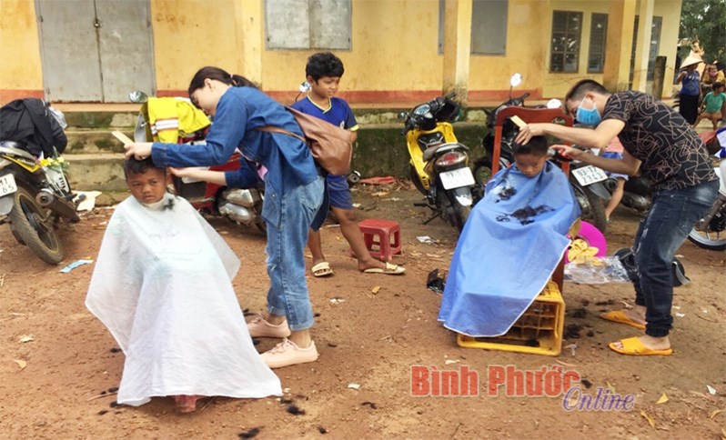 Sôi nổi hoạt động hè ở Phú Riềng Sôi nổi hoạt động hè ở Phú Riềng