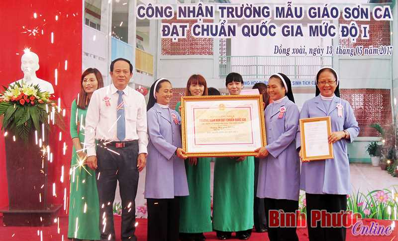 Mẫu giáo Sơn Ca đạt chuẩn quốc gia mức độ I Mẫu giáo Sơn Ca đạt chuẩn quốc gia mức độ I