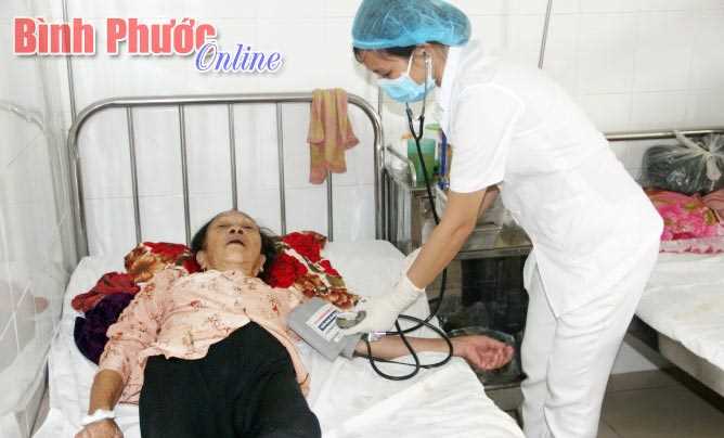 Mỗi ngày có 11 trường hợp mắc sốt xuất huyết Mỗi ngày có 11 trường hợp mắc sốt xuất huyết