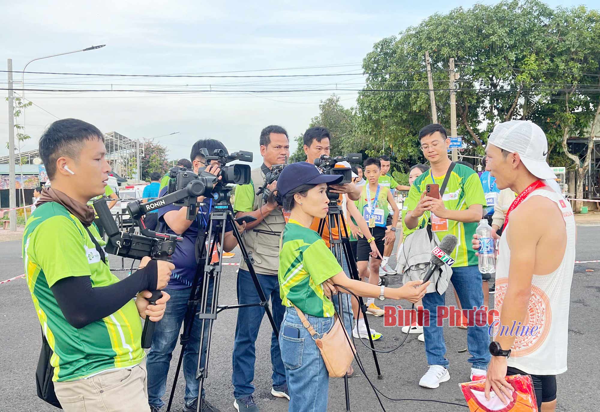 Sứ mệnh của báo chí cách mạng Sứ mệnh của báo chí cách mạng