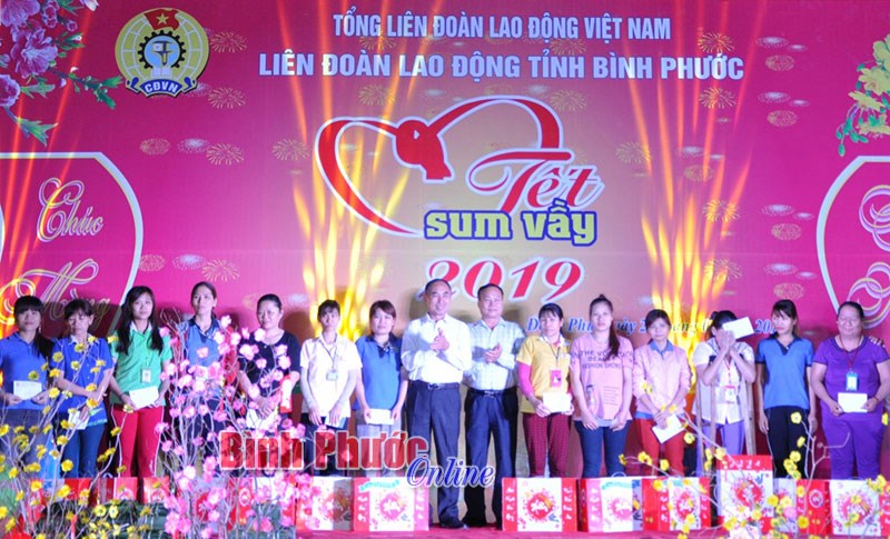 “Tết sum vầy” tại KCN Bắc Đồng Phú “Tết sum vầy” tại KCN Bắc Đồng Phú