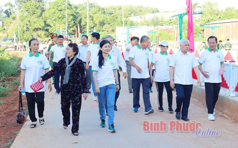 Suối Ðồng Tiền đã hồi sinh