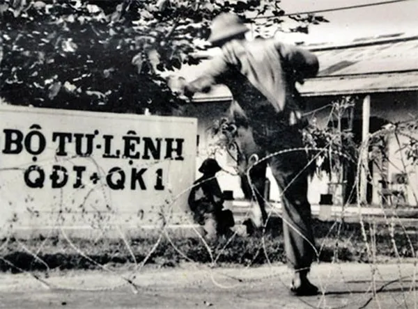 tan-cong1.jpg