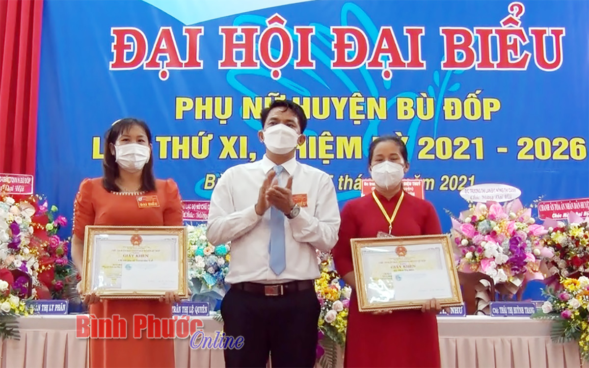 tang_giay_khen_ubnd_15271015092021.jpg