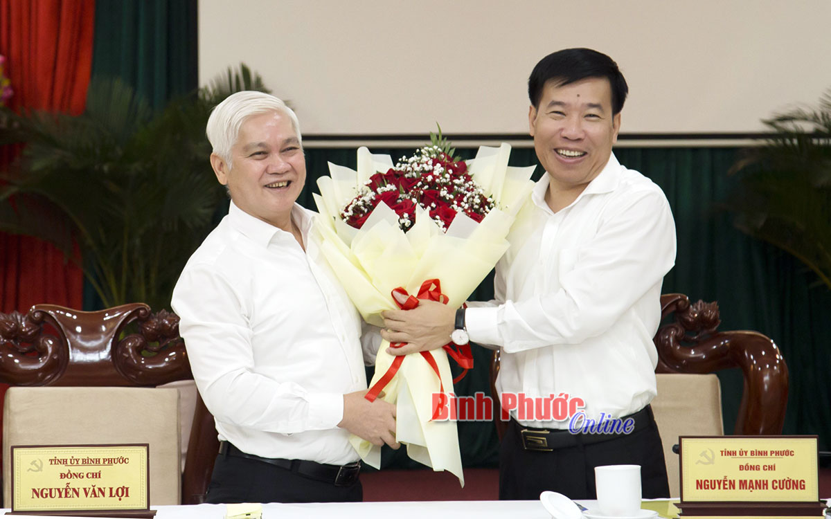 tang_hoa_12543628122021.jpg