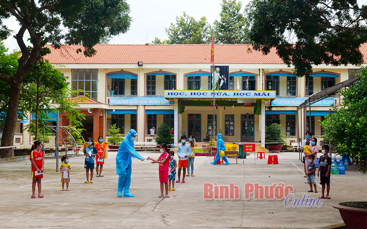 tang_qua_trung_thu_2021_1_15470321092021.jpg